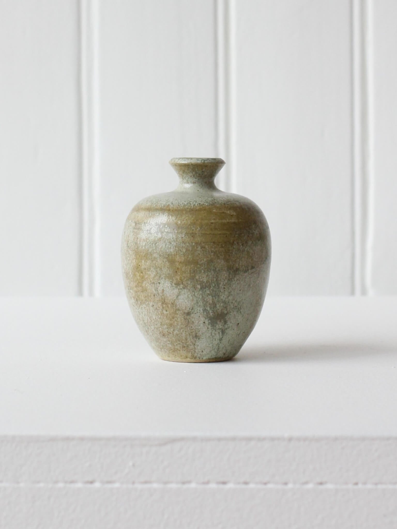 FLORENCE CERAMICS Seafoam Rounded Bud Vase