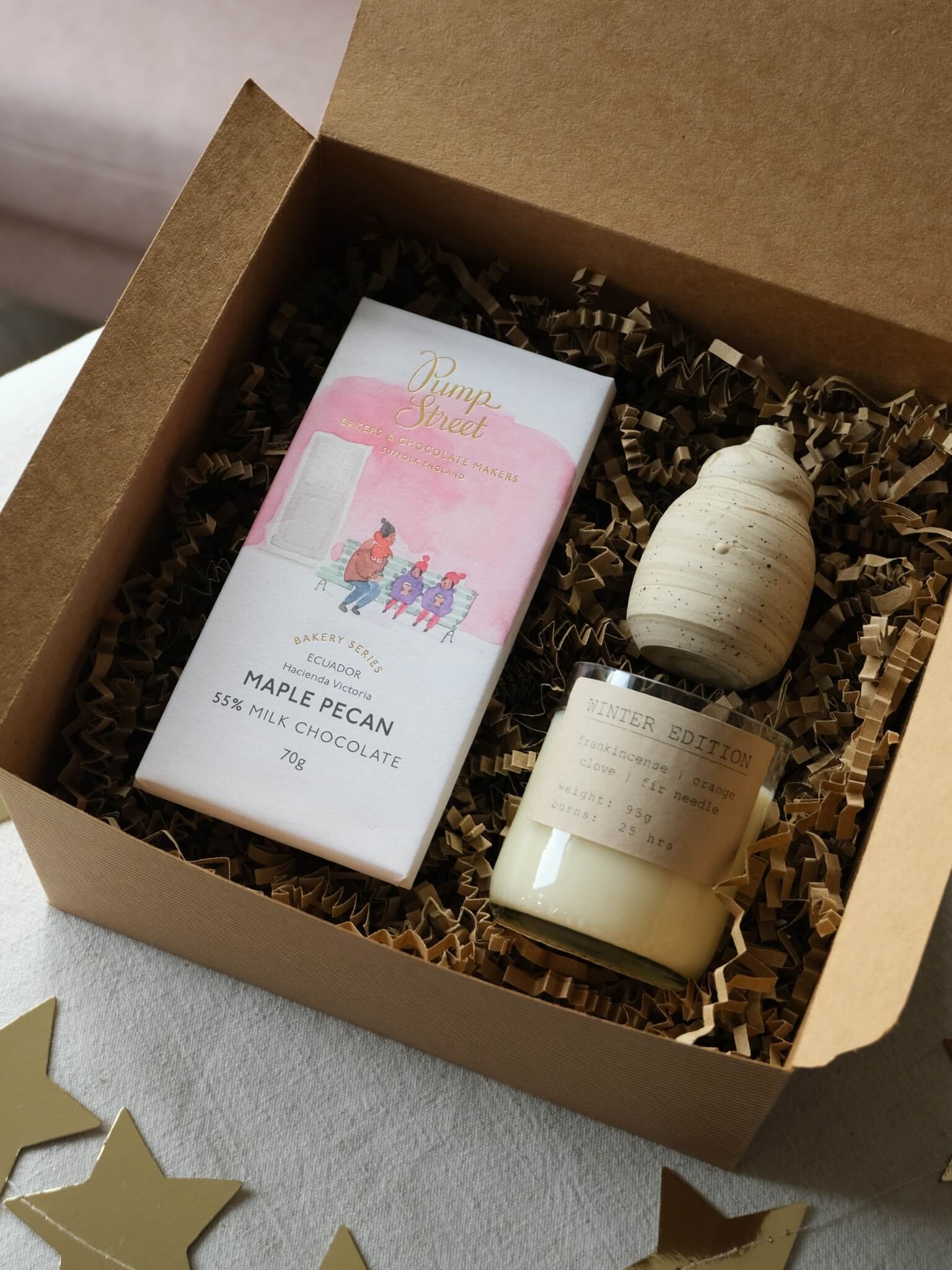 Winter Gift Set with Ceramic Vase