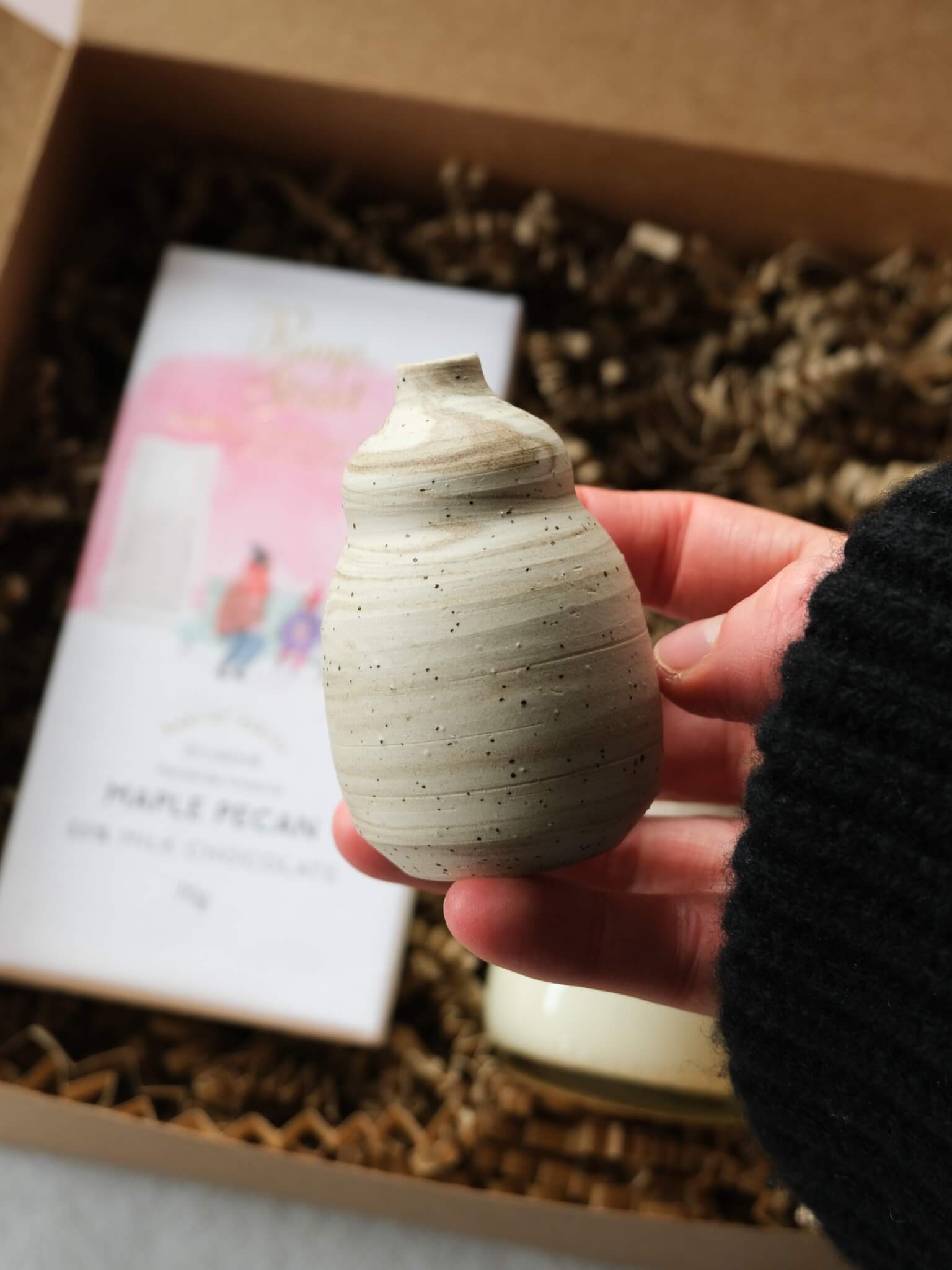 Winter Gift Set with Ceramic Vase