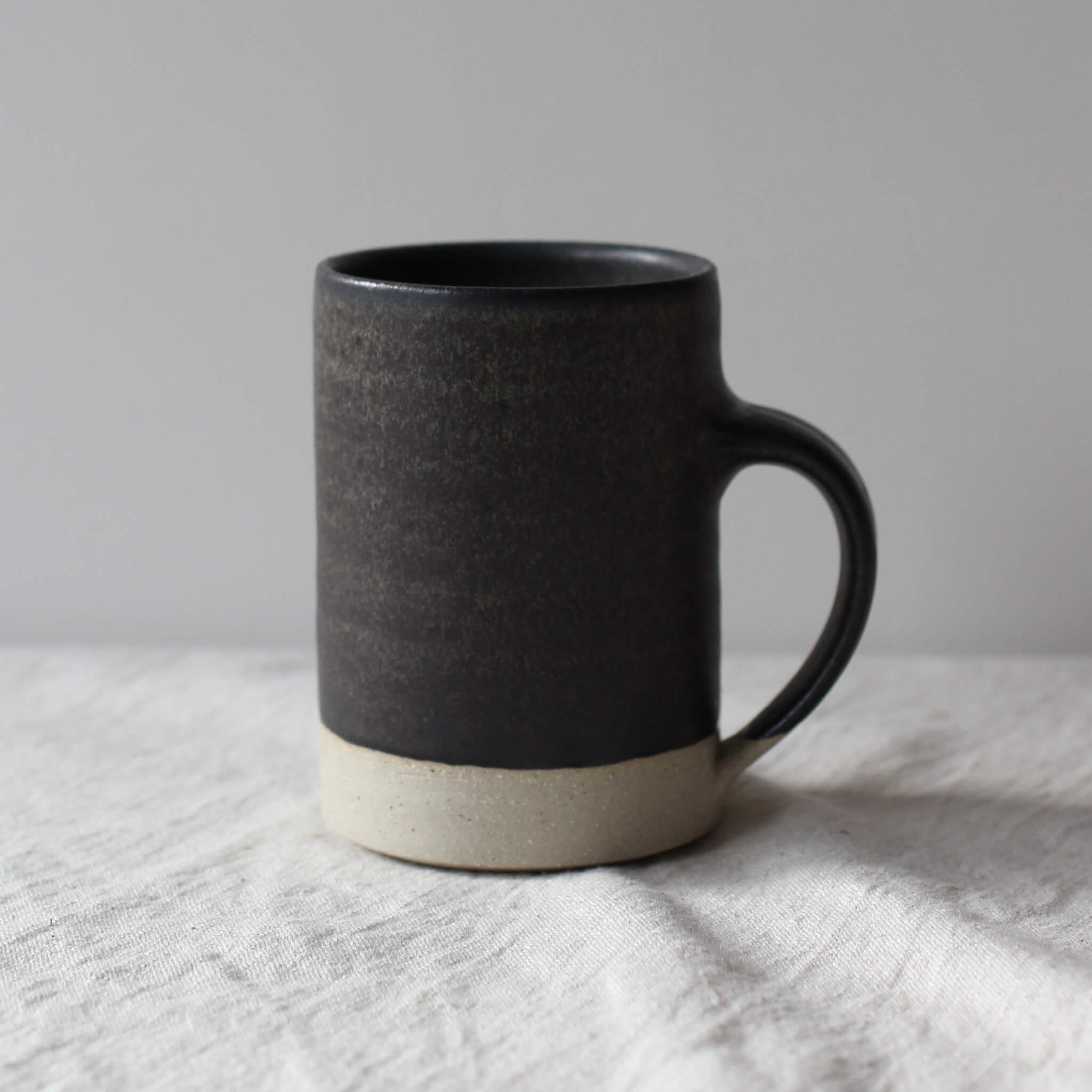 POTTERY WEST Charcoal Tall Mug