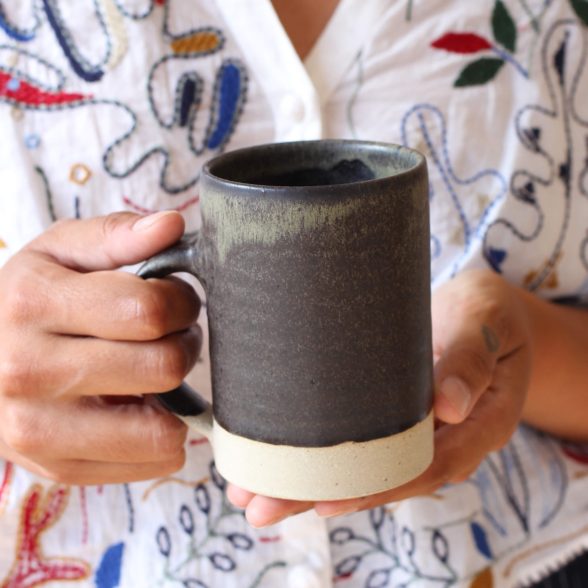 POTTERY WEST Charcoal Tall Mug