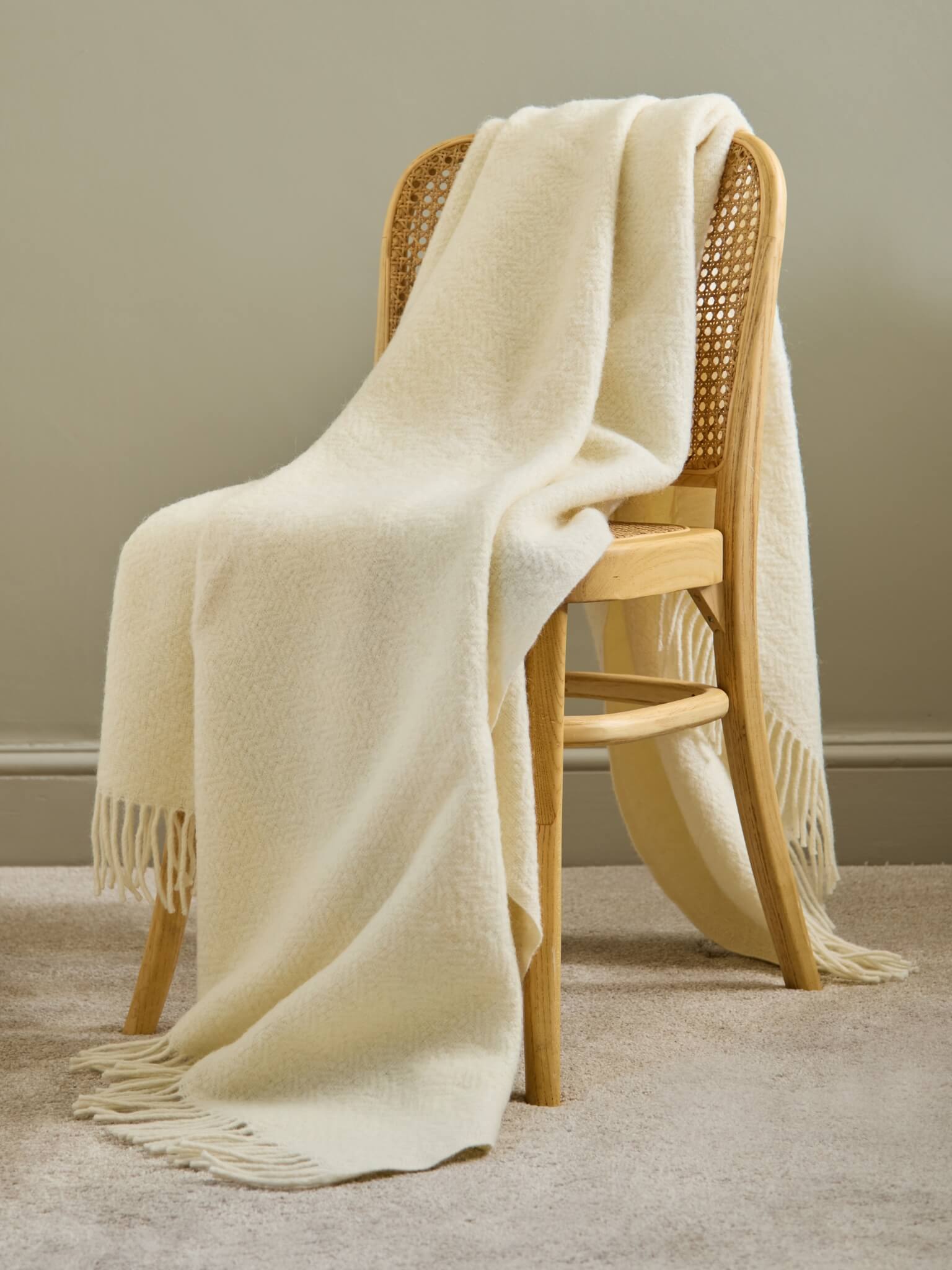 Pure New Wool Blanket (Cream)